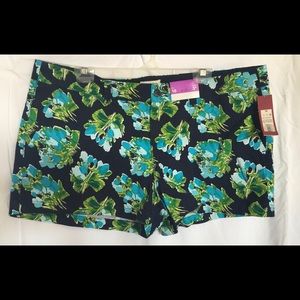 NWT Merona floral shorts. Sz 16.